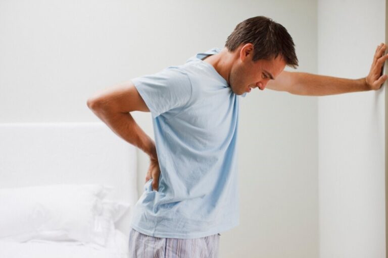 Back Pain: When to see a doctor